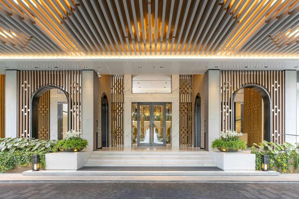 Melia Chiang Mai Hotel Екстериор снимка