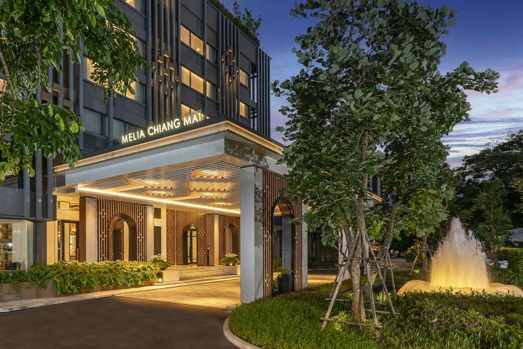 Melia Chiang Mai Hotel Екстериор снимка